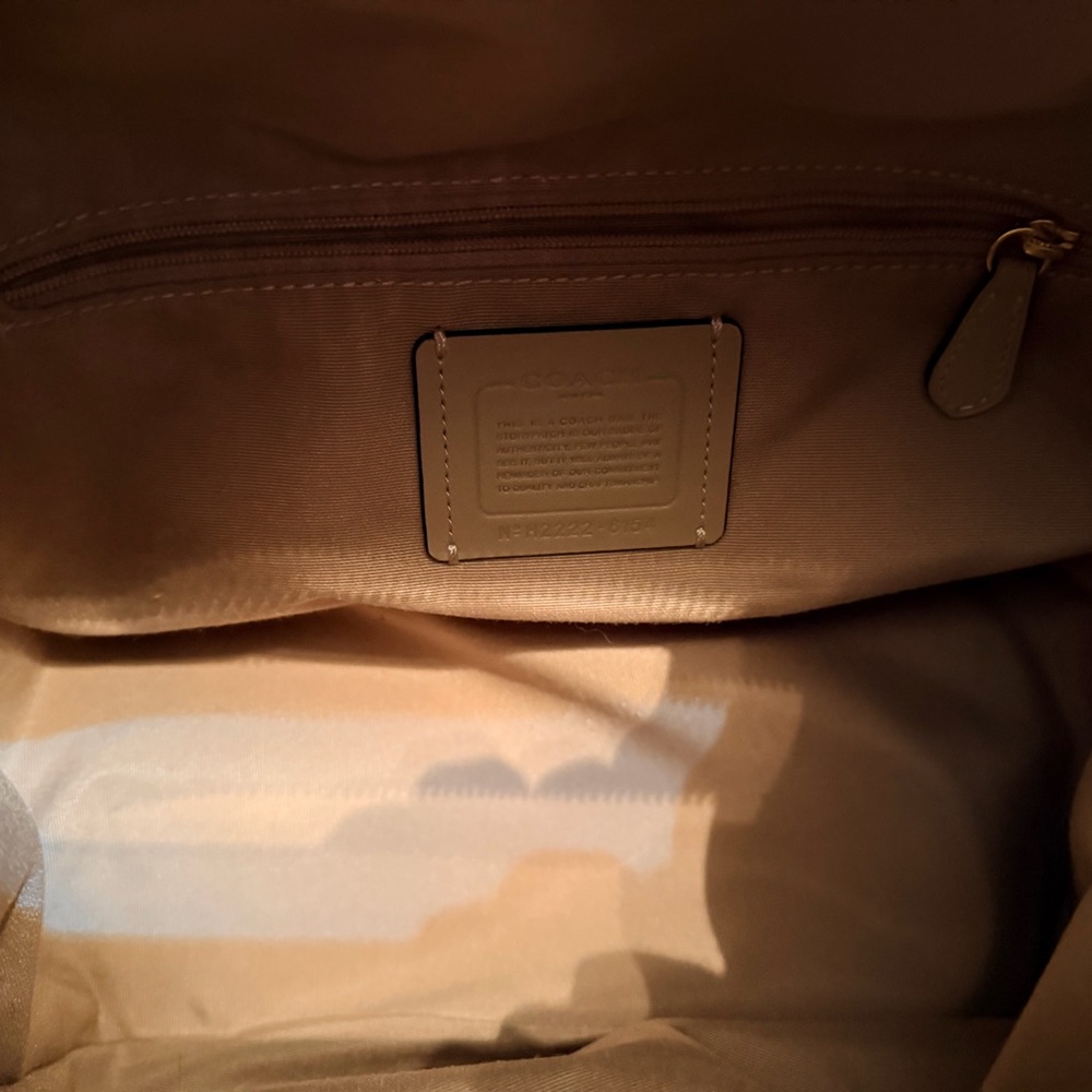Coach Two-Tone Pebbled Leather Hobo — Cream & Tan with Brown Strap - Picture 4 of 13
